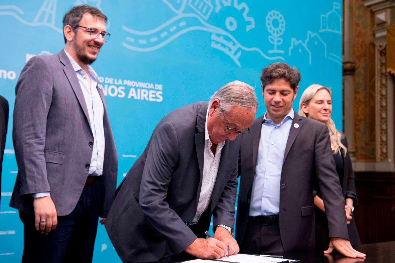 El Municipio firmó un contrato con Provincia para incorporar el sistema de pago electrónico Provincia Net