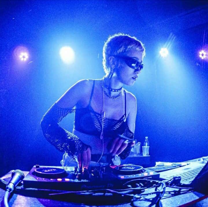 Veneno, Paula Juárez - 2