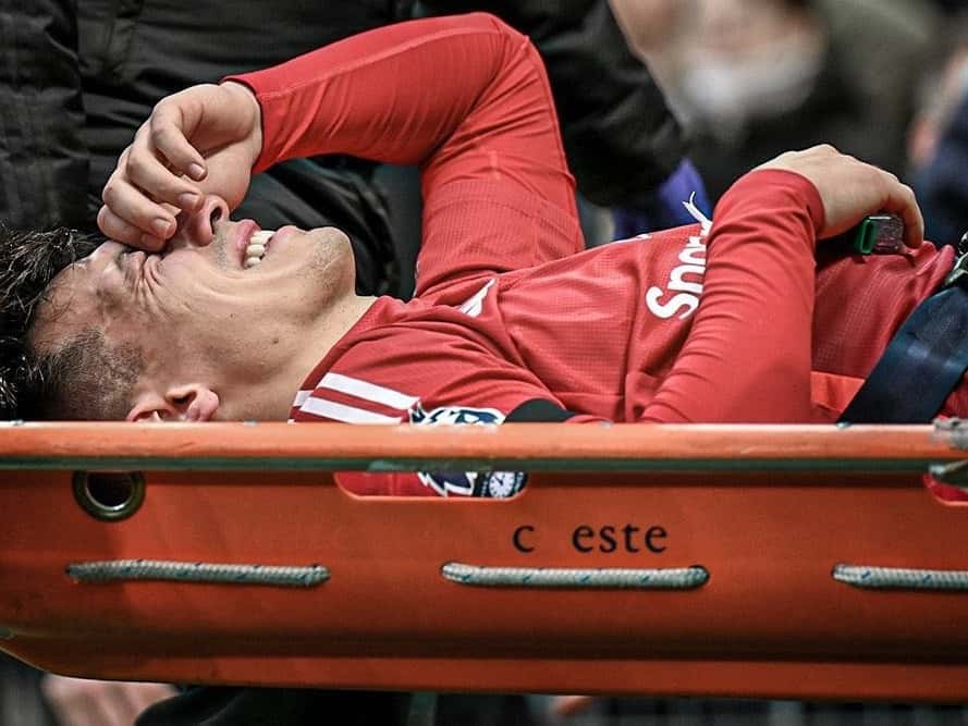 Lisando Martínez sufrió una lesión que sería de gravedad