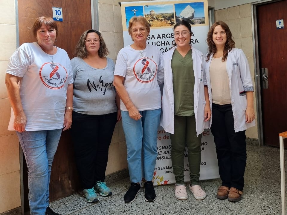 Con una gran demanda, comenzó una campaña de prevención contra el cáncer de útero
