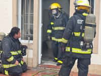 Murió una mujer en un incendio en un departamento en Saavedra al 700
