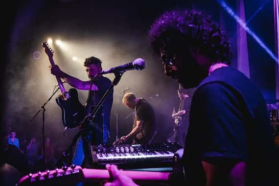 Toboganes a Marte, la banda que conquista el escenario con su música