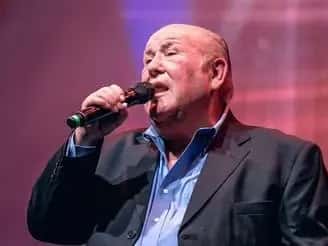 A los 82 años, falleció el cantante y compositor Leo Dan