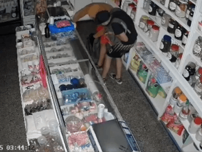 Otra vez Villa Italia azotado por la inseguridad: robaron un cotillón en Quintana al 600