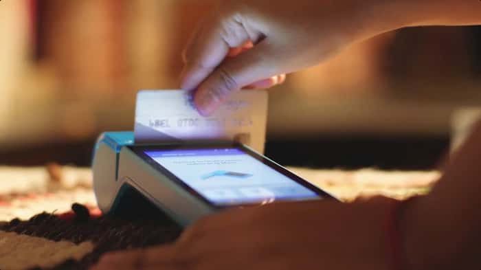 Cómo funcionará el nuevo sistema de pago en dólares con tarjetas de débito y billeteras virtuales