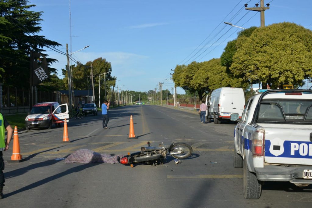 Murió un motociclista tras un choque en Del Valle y Beiró - El Eco de Tandil
