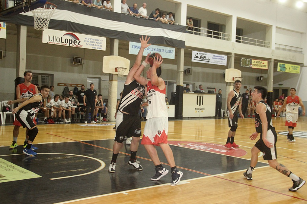 Independiente pisó fuerte en Coronel Suárez - El Eco de Tandil