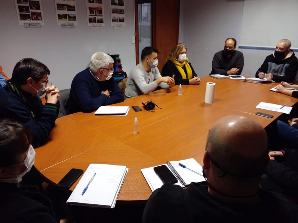Continúa la negociación por la reducción horaria de los trabajadores de salud