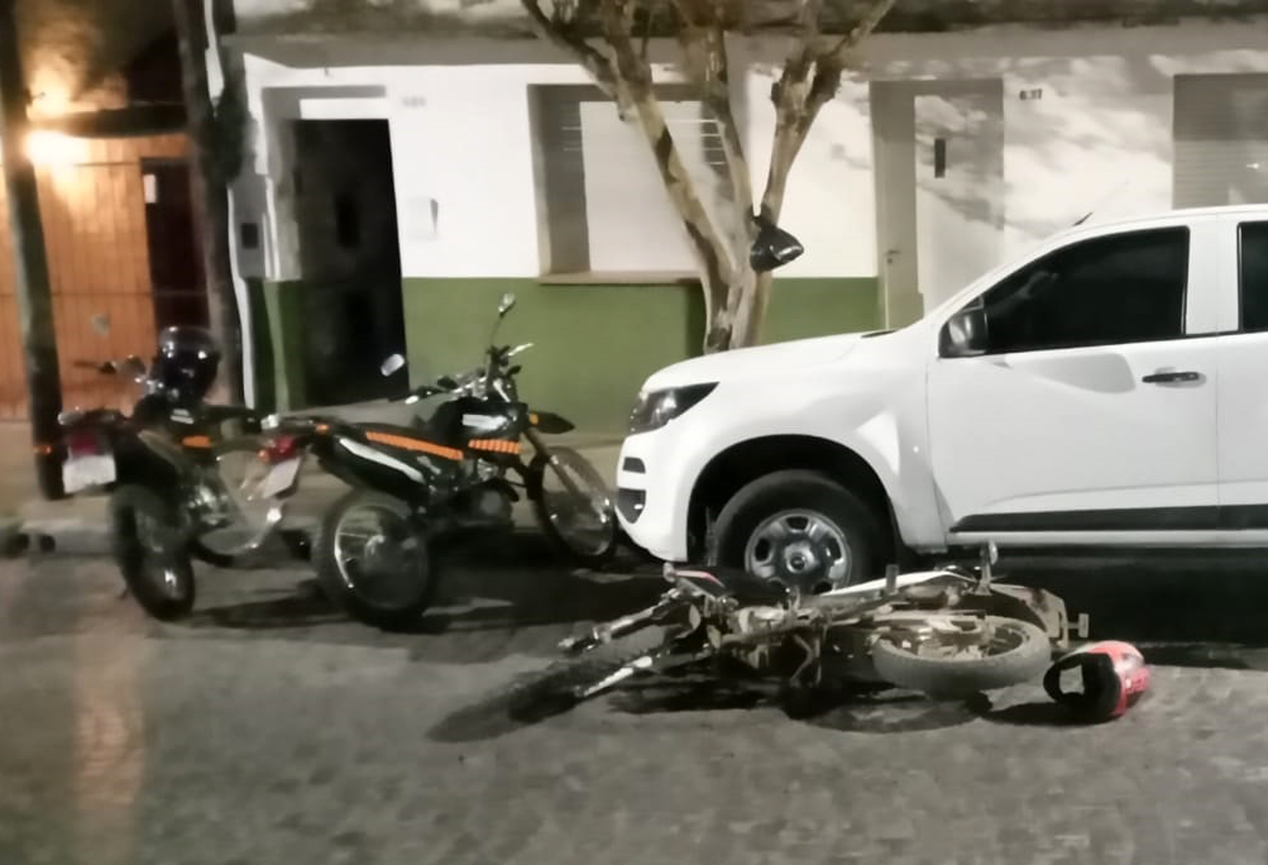 El padre del involucrado en el incidente con el inspector de Tránsito desmintió lo expuesto por Villarruel