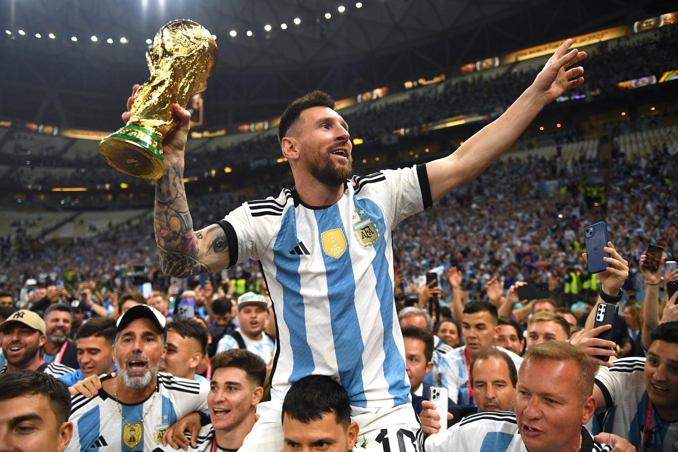 Messi con la Copa del Mundo