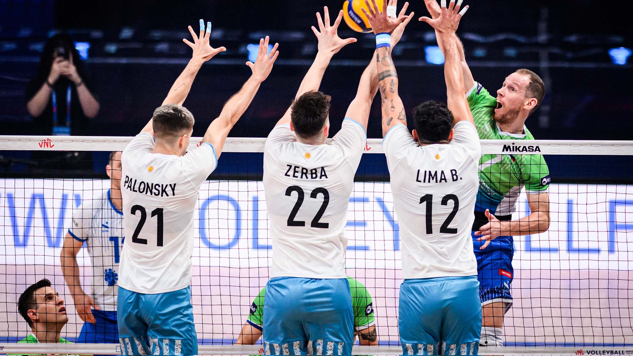 El seleccionado de voleibol cayó en los cuartos de final