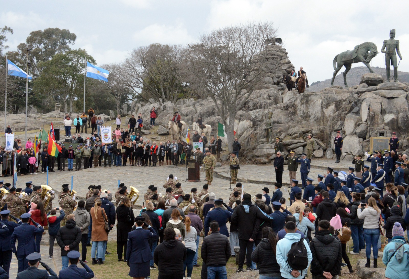 Se realizó el homenaje a San Martín en el aniversario 174 de su muerte.