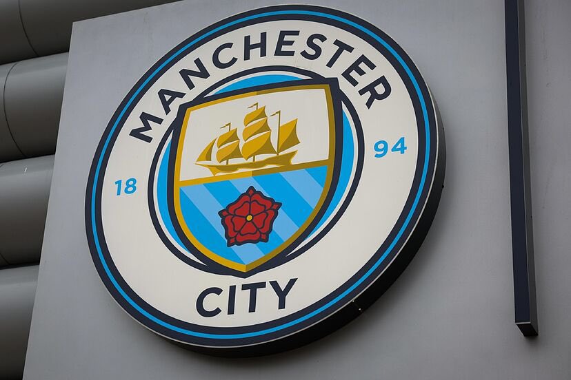 Manchester City enfrenta a la Premier League en la justicia