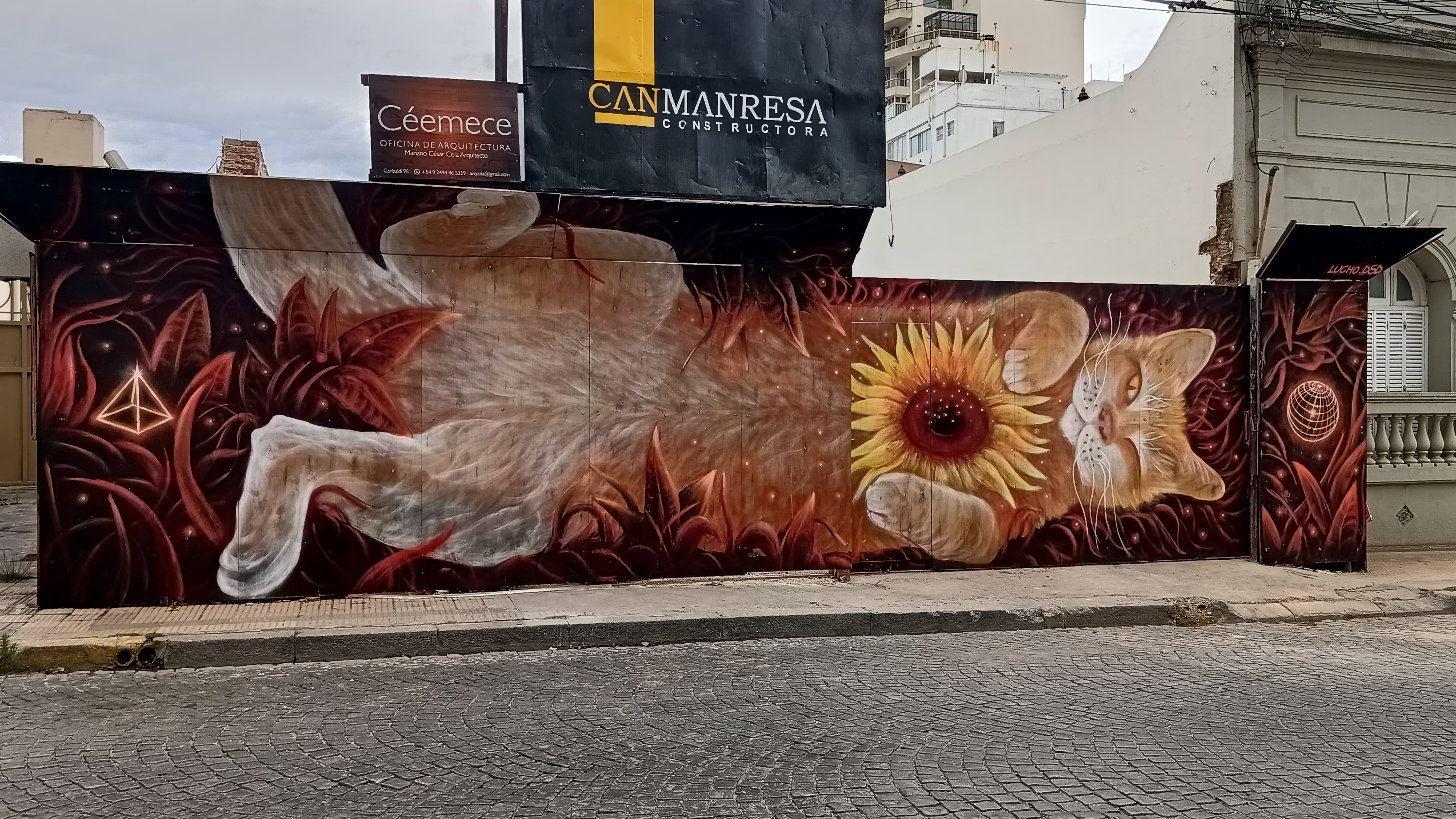 El mural de Lucho DSD está en Maipú 668.