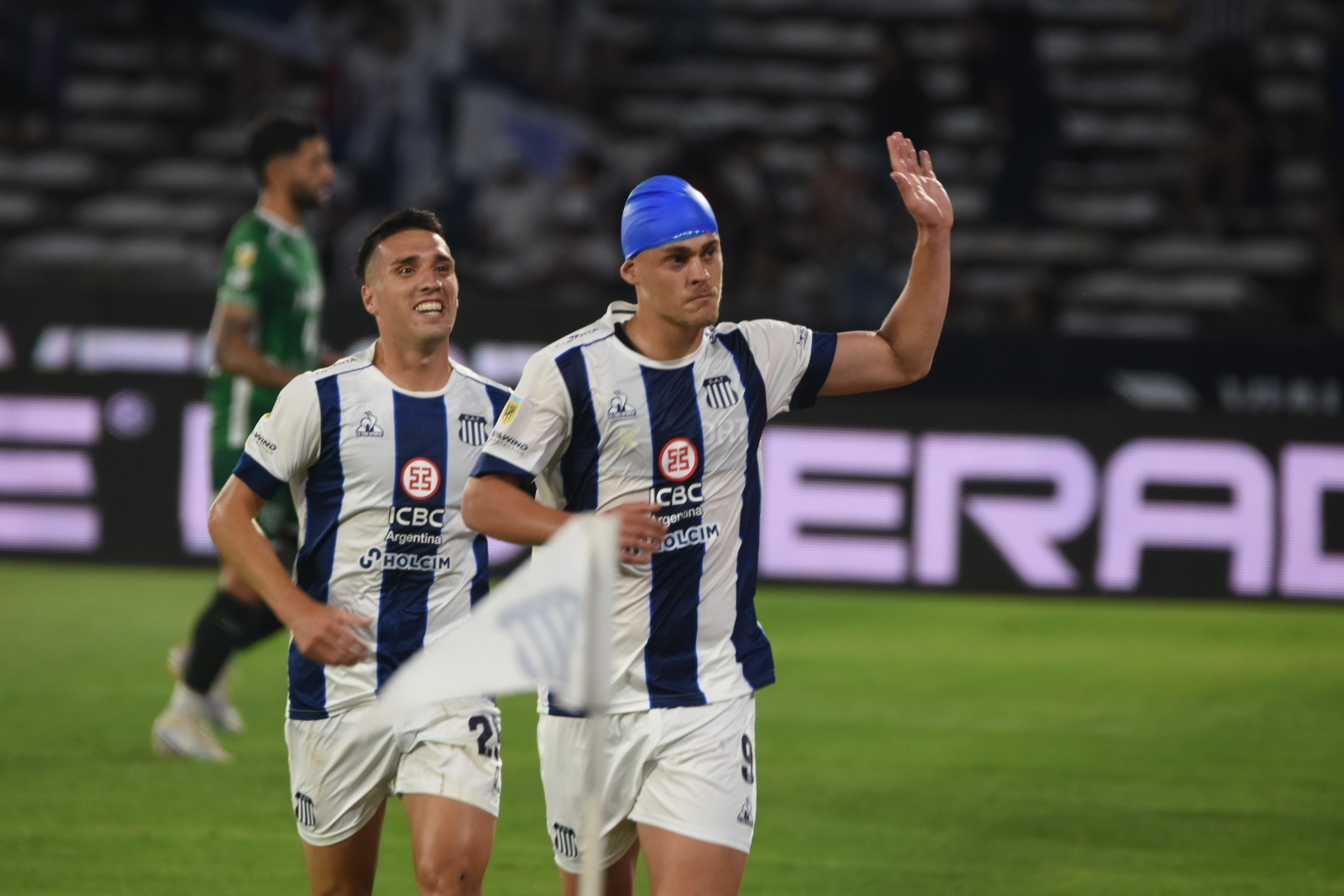 Talleres superó a Sarmiento