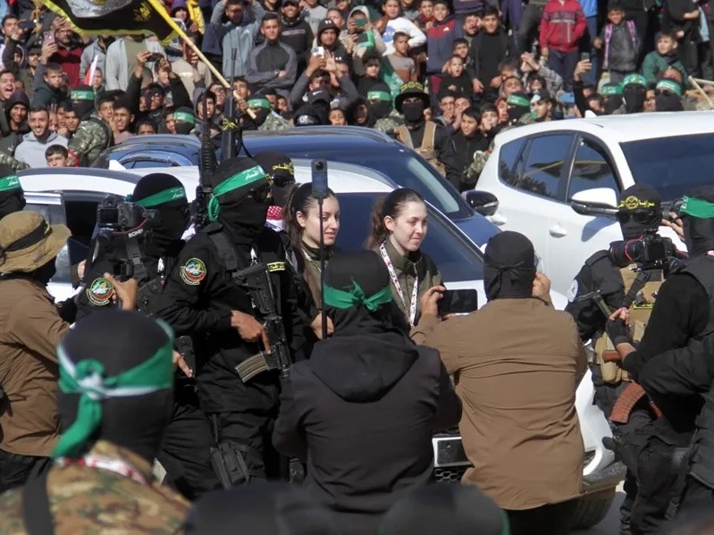 Hamas liberó a las cuatro soldados de Israel.