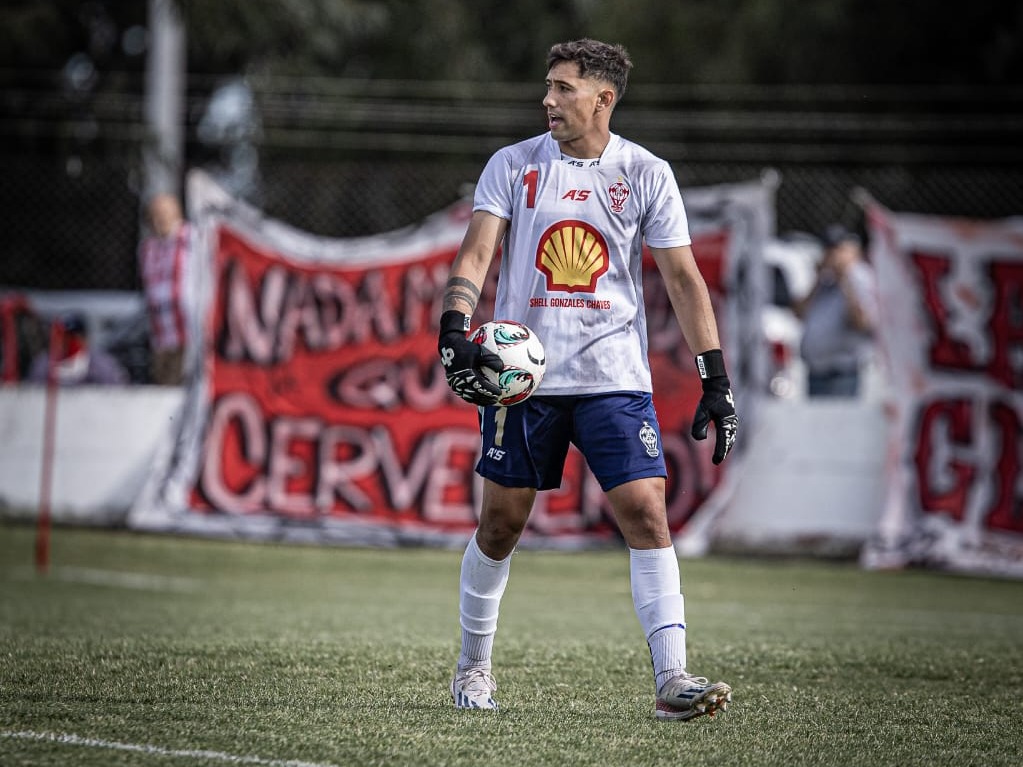 Signado Facundo Pérez, bicampeón tras un final signado por la violencia