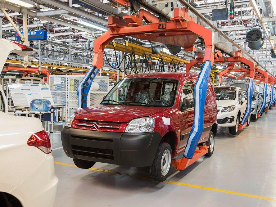 ¡Increíble! La Realidad De La Producción Automotriz Española - k42378o