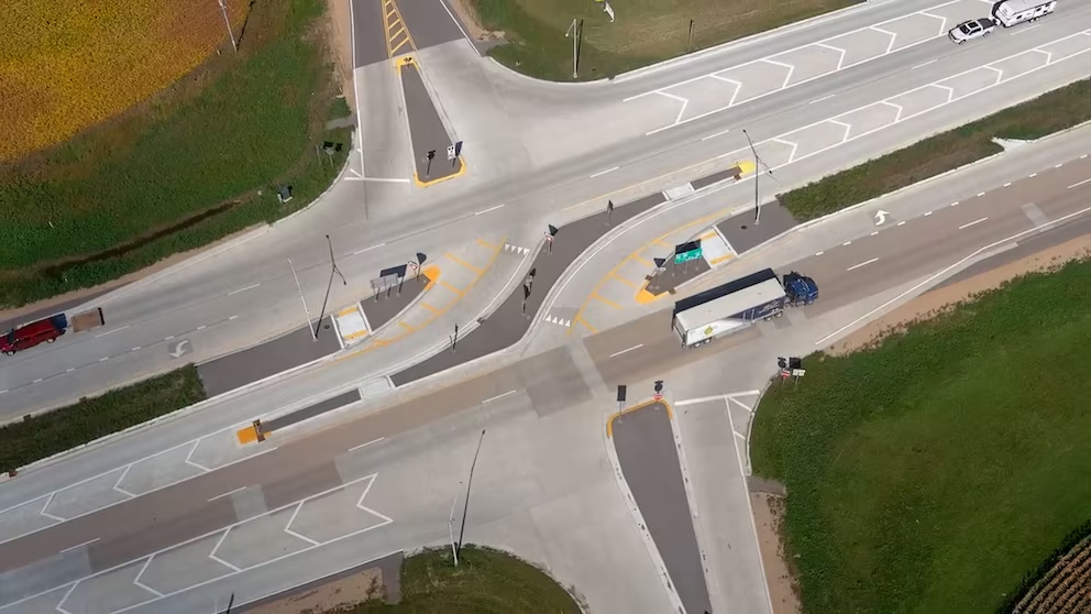 Signaized Rcut RCUT: el sistema de cruces de ruta que se usa cada vez más en EE.UU. y ...