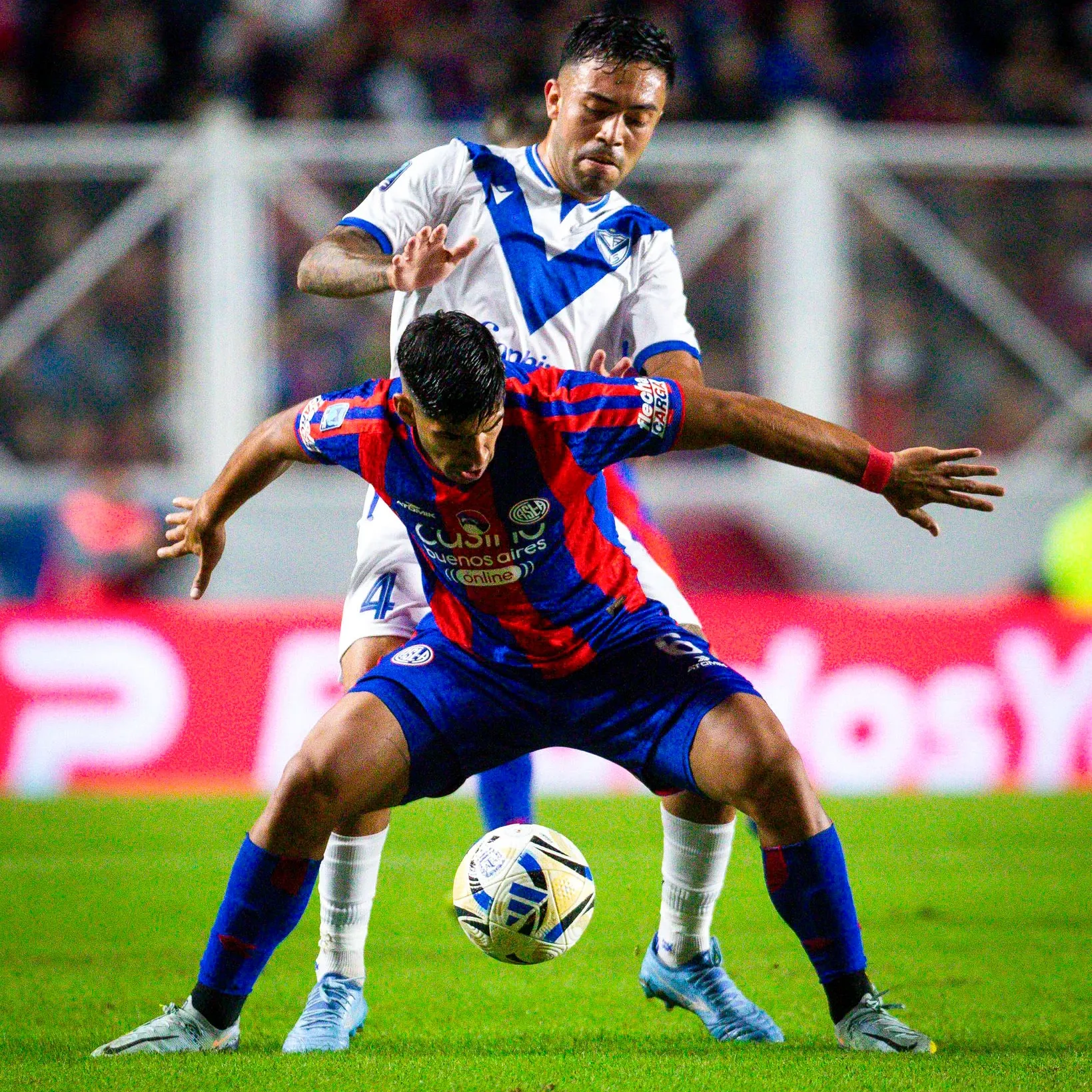 San Lorenzo y Vélez no se sacaron ventaja en el Bajo Flores